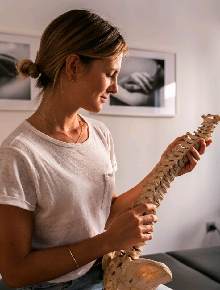 Doctora Alexiane Monreal Quiropráctica Almería